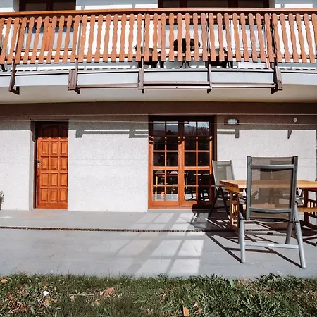 Apartament S Vyhledem